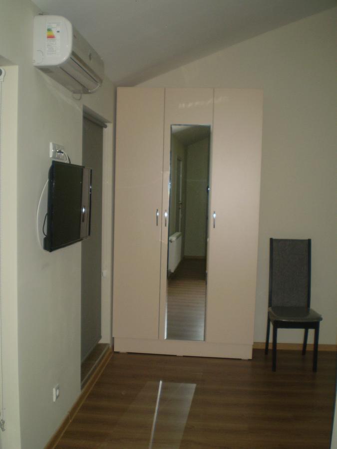 New Hotel Тбилиси Екстериор снимка